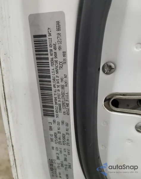 2017 Ram 1500 Slt z USA, uszkodzony, nr VIN 1C6RR7LG7HS611066